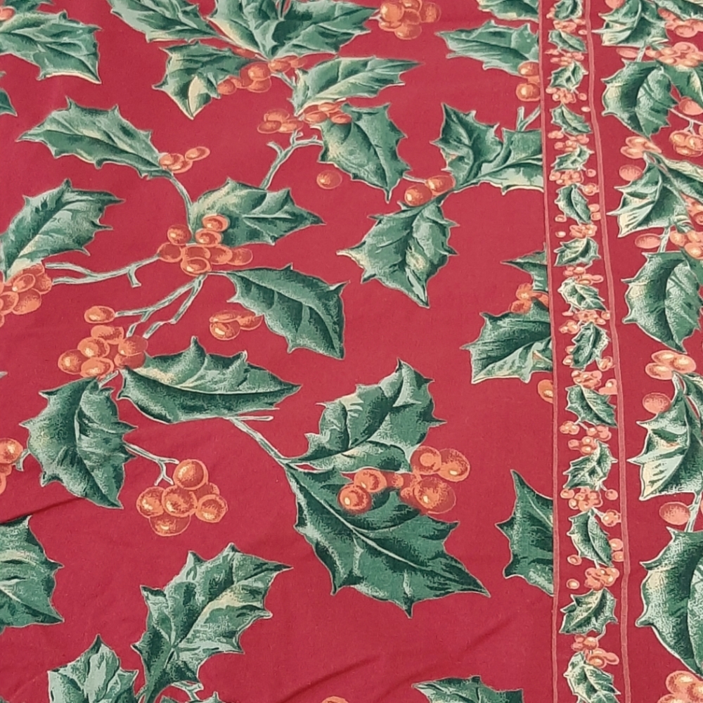April Cornell tablecloth holly print
